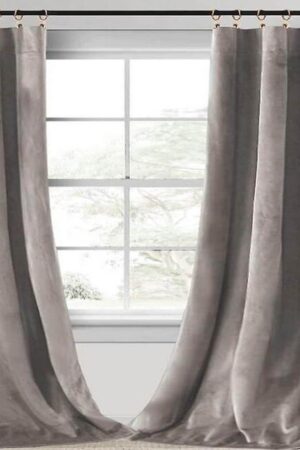 Velvet Curtains – A Way To Add Instant Drama To Your Windows